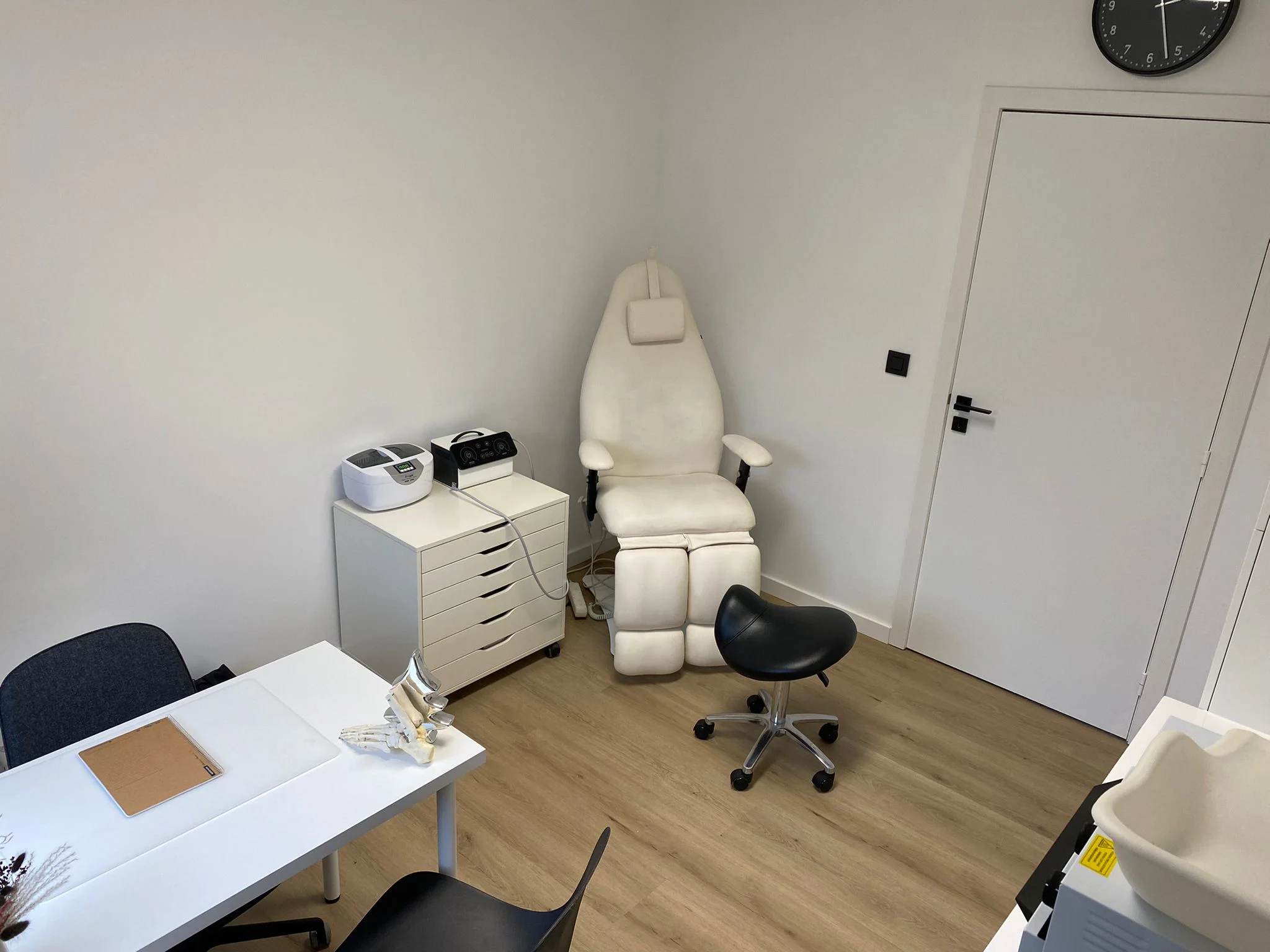 FootFlow praktijk interieur in Zwevegem